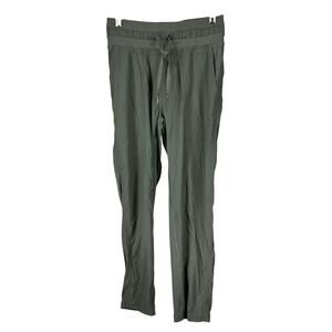 Lululemon Dance Studio Mid-Rise Cropped Pants Army Green Women's Size 2 EUC